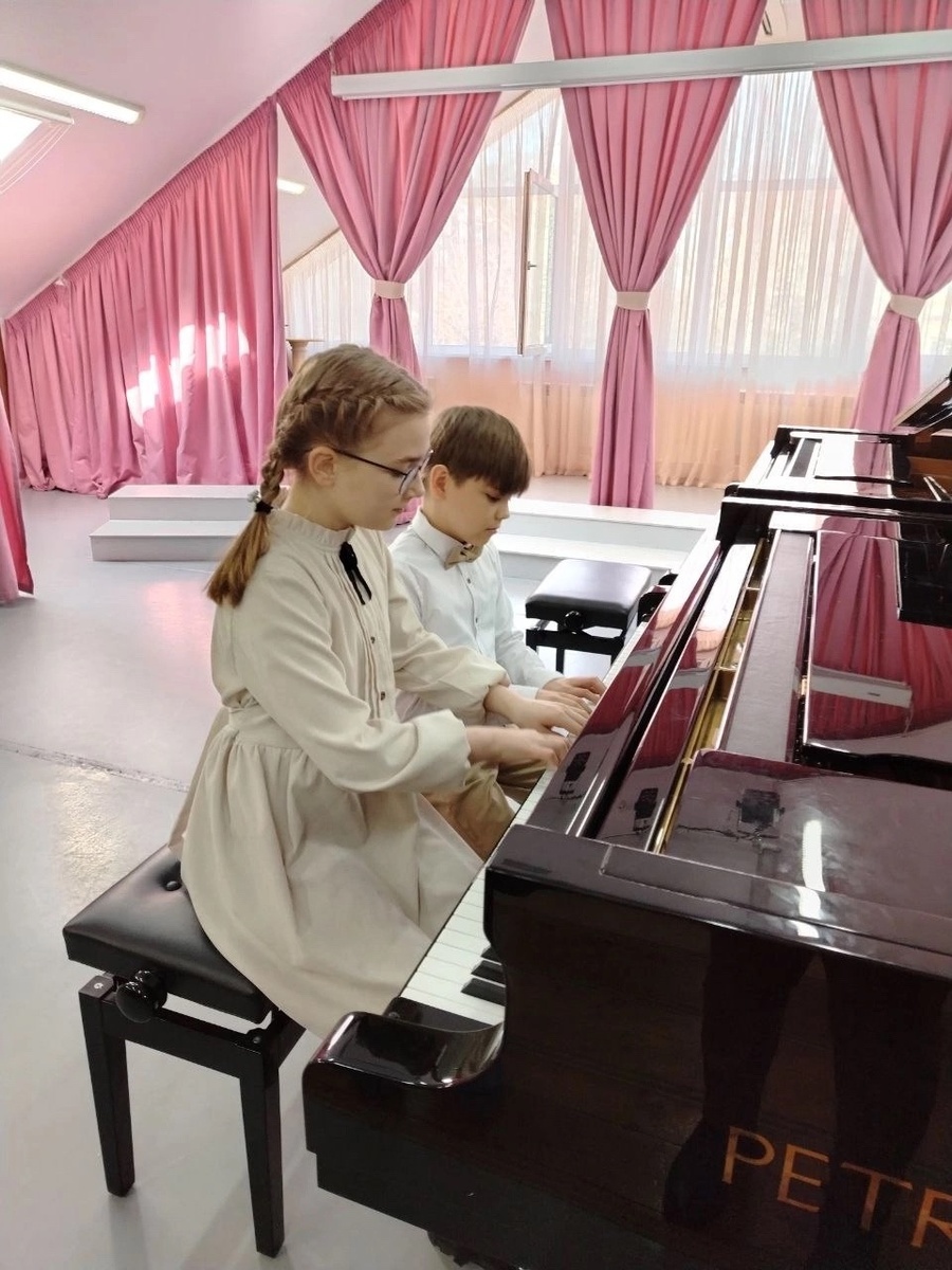 Пианисты из Одинцовского округа стали лауреатами конкурса «Музыкальная палитра», Май