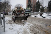 Более 52 тысяч кубометров снега вывезли за месяц с автомобильных дорог Одинцовского района