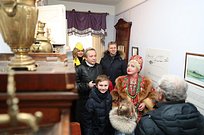 Надежда Бабкина и Андрей Иванов посетили музей-заповедник имени А. С. Пушкина в усадьбе Захарово