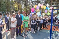 Партийцы приняли участие в открытии 3 новых детских площадок Одинцовского городского округа
