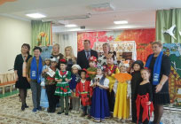 Сторонники партии организовали показ спектакля для воспитанников детского сада №16 в Юдино