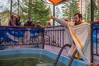 Более 5000 человек приняли участие в крещенских купаниях в Одинцовском округе
