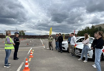 Одинцовские кандидаты в водители приняли участие в социальном раунде «Трезвый водитель»