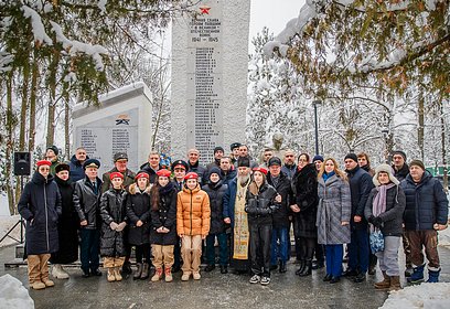 Андрей Иванов вместе с жителями деревни Жуковка почтил память павших в Битве за Москву