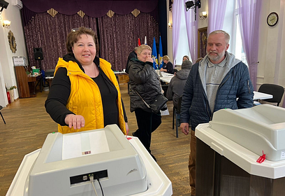 В Одинцовском округе на выборах проголосовала многодетная семья Погончиковых