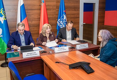 Алла Полякова и Илья Бронштейн провели личный прием граждан в Одинцовском штабе «Единой России»