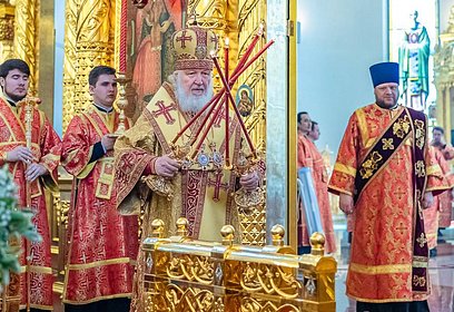 Патриарх Московский и всея Руси Кирилл провёл литургию в Георгиевском соборе в Одинцово