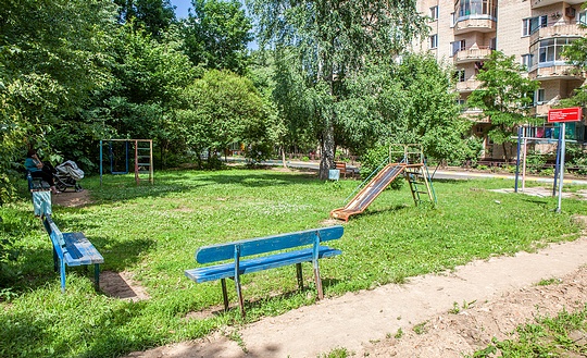 В ходе масштабной ревизии в Одинцовском районе проверили 201 детскую площадку