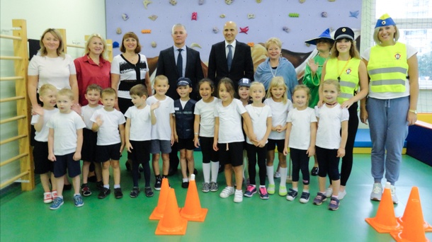 Дмитрий Голубков посетил детский сад «Маленькие Эйнштейны» в посёлке Заречье, Сентябрь