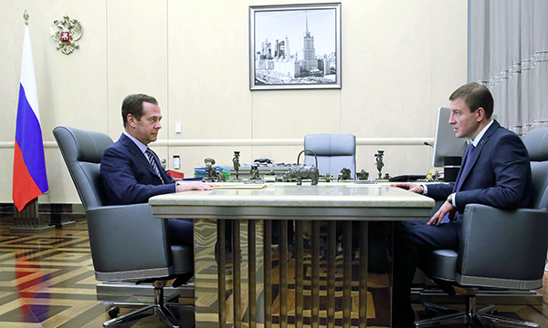Медведев назначил Турчака исполняющим обязанности секретаря Генсовета Партии, Октябрь