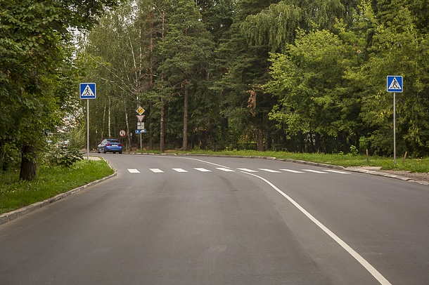 В Одинцовском районе стартовала вторая волна дорожного ремонта. Дополнительно асфальтовое покрытие заменят еще на 22 участках дорог общего значения, Сентябрь