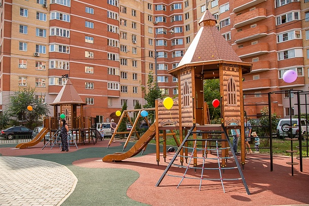 Новый детский игровой комплекс открыли в Голицыно, Сентябрь