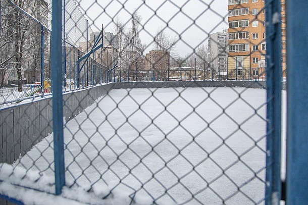 Андрей Иванов поручил проверить состояние хоккейных коробок в Одинцовском районе, Январь