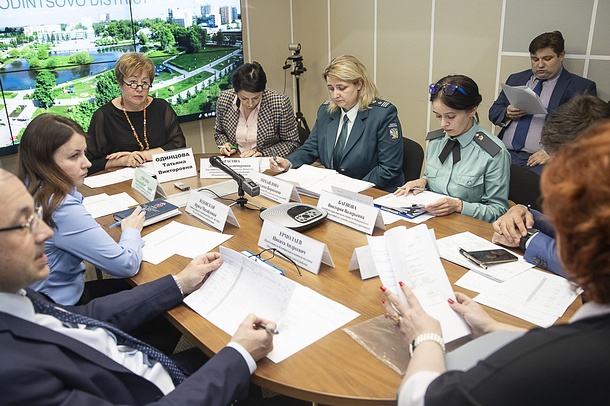 29 апреля, состоялось 4-е в 2019 году заседание комиссии по погашению задолженности по налогам и неналоговым доходам во все уровни бюджета Одинцовского района, Апрель
