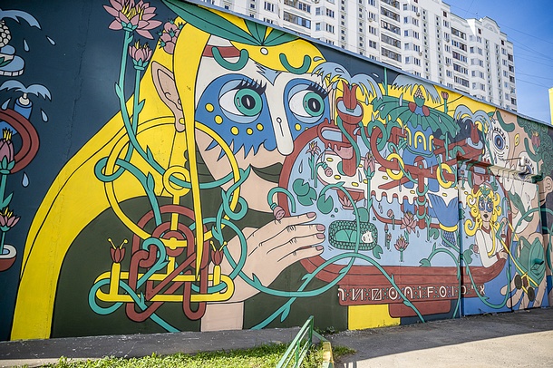 Сергей Кириенко посетил музей граффити под открытым небом в Трехгорке, Сентябрь