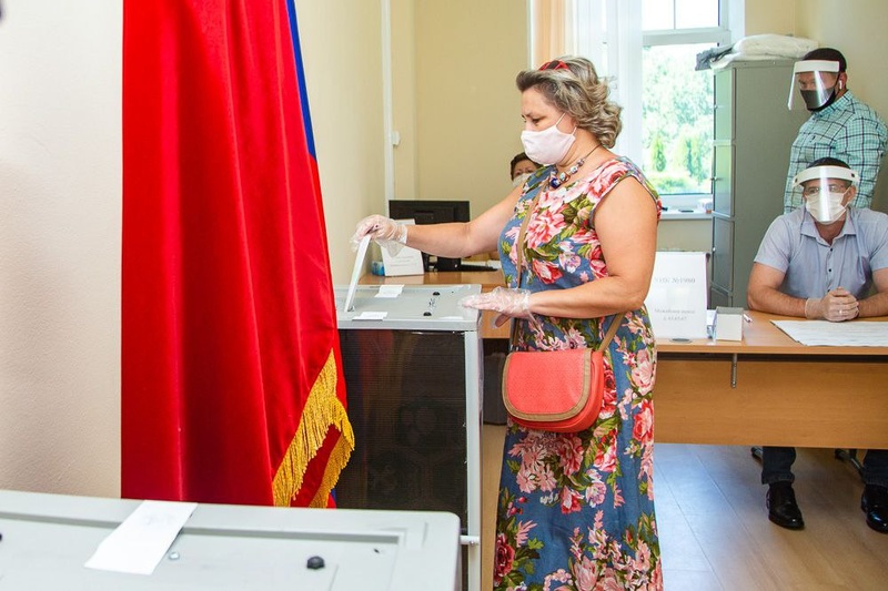 В Одинцовском округе на 17.00 явка на голосовании по поправкам в Конституцию РФ составляет почти 70%, Июль