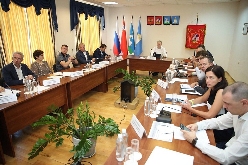 6 августа, глава Одинцовского городского округа провел Андрей Иванов расширенное совещание в Звенигороде, Август