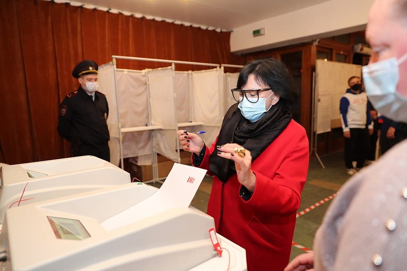 Марина Юденич на избирательном участке, Сентябрь