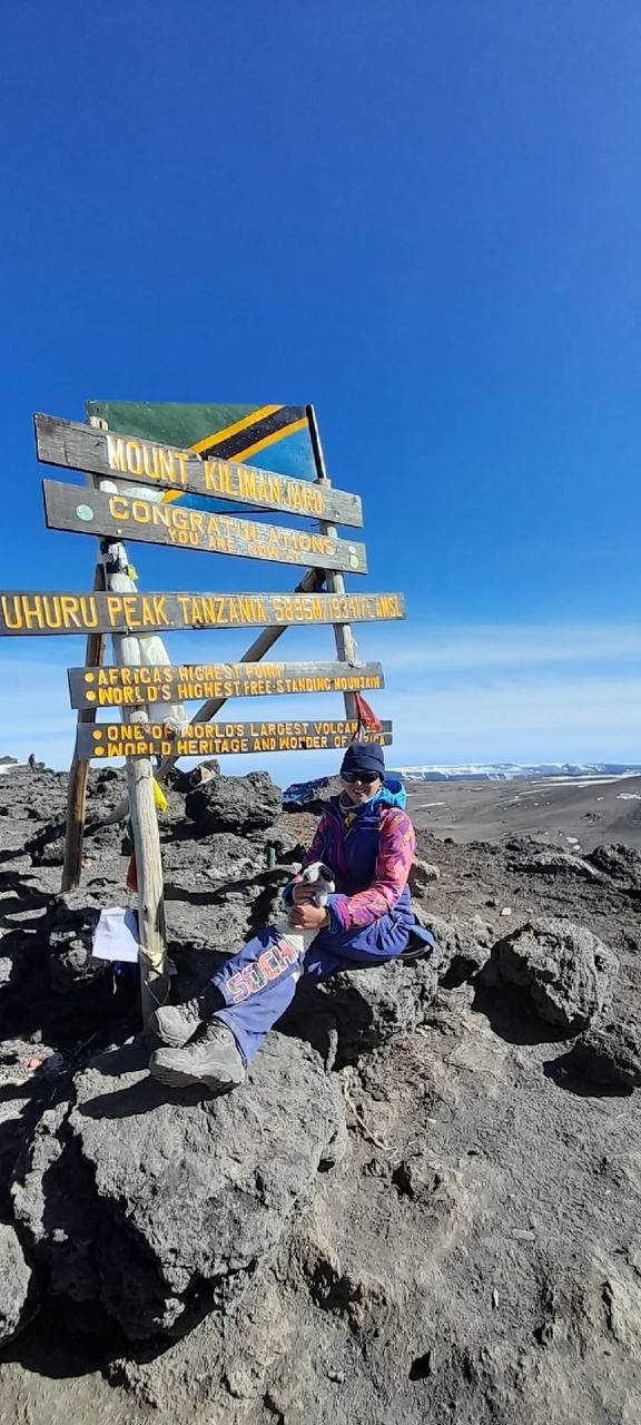 Жители Кубинки Осман Делибаш и Сергей Гурьев совершили восхождение на вулкан Килиманджаро, Июль