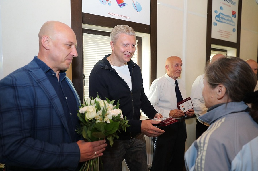 Глава Одинцовского округа в день 65-летия города Одинцово наградил деятелей спорта юбилейными медалями, Сентябрь