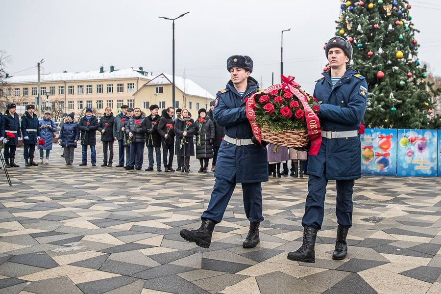 9 декабря в России отмечают День Героев Отечества, Декабрь