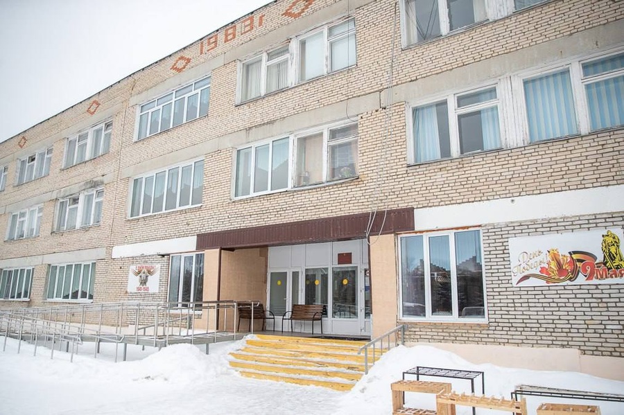 Андрей Иванов проверил состояние Акуловской школы в Кубинке-10, Март