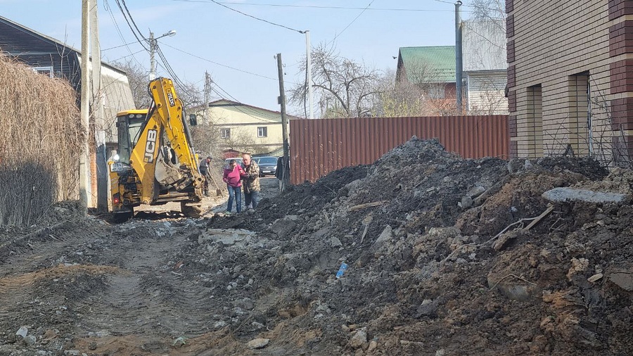 04 10 14 24 01, Администрация Одинцовского округа держит на контроле ситуацию с дорогой в деревне Мамоново