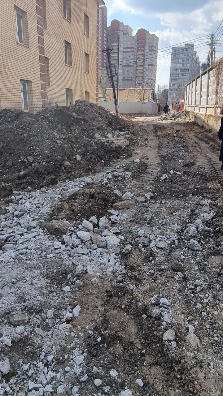 04 10 14 24 18, Администрация Одинцовского округа держит на контроле ситуацию с дорогой в деревне Мамоново