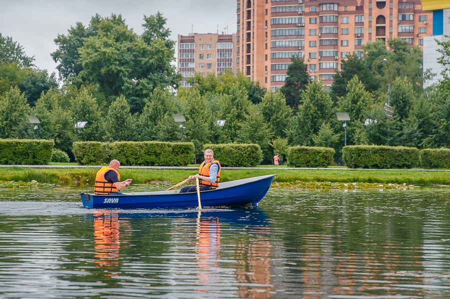 Лодки текст 2, Глава Одинцовского городского округа Андрей Иванов открыл лодочную станцию у пруда на Центральной площади города