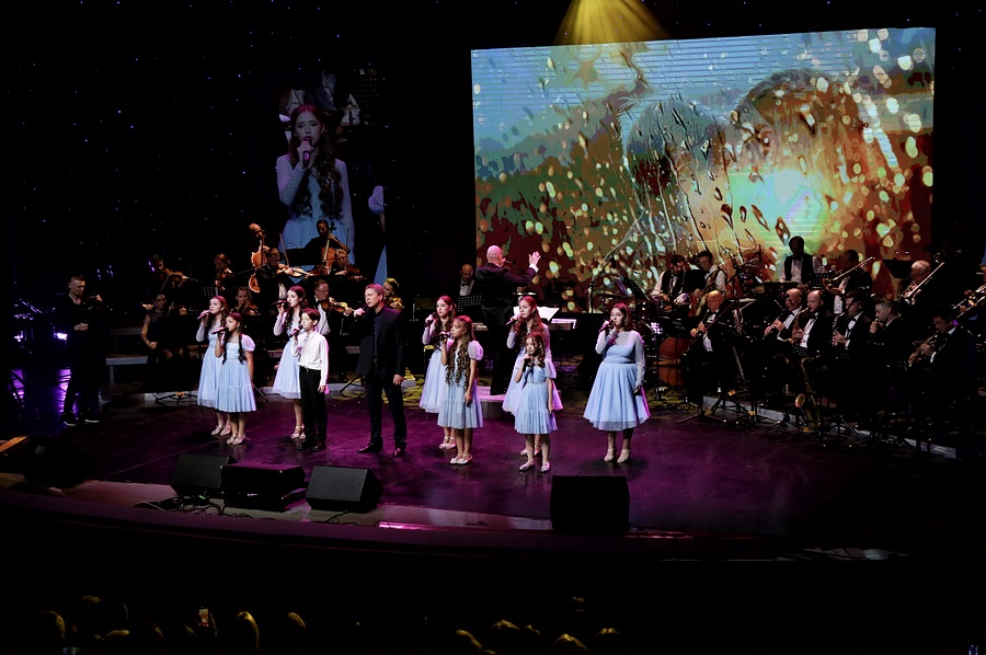 Оркестр текст 6, Юбилейный концерт «Нам 10 лет» прошёл в культурно-досуговом центре «Заречье»