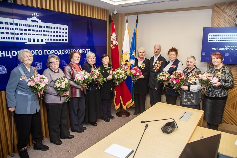 223В администрации торжественно наградили ветеранов Великой Отечественной войны
