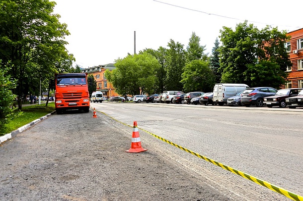 На улице Союзной в Одинцово приступили к замене 12 тысяч квадратных метров дорожного полотна, Июнь