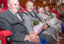 Юбиляров золотых и бриллиантовых свадеб поздравили в преддверии Дня семьи в Одинцово