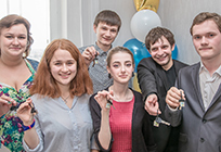 Ключи от новых квартир получили 6 детей-сирот Одинцовского района