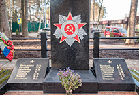 В деревне Маслово восстановили памятник на братской могиле воинов, погибших в годы Великой Отечественной войны