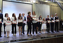 Более 170 школьников наградили стипендиями главы Одинцовского района и губернатора Подмосковья