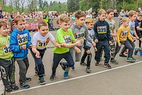 Более 500 участников собрал детский легкоатлетический забег в честь Дня Победы в Одинцово