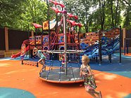 Новая детская игровая площадка «Космический корабль» появилась в Звенигороде
