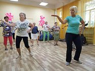 Занятия танцами проходят в Звенигороде в рамках проекта «Активное долголетие»