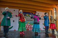 Более 1500 человек приняли участие в первом фестивале народного творчества в парке «Раздолье»