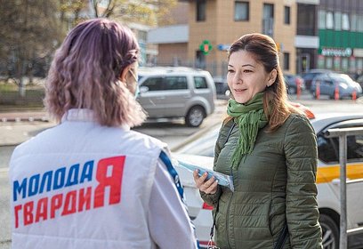 Около 4000 масок раздали волонтеры жителям Одинцовского округа 27 апреля