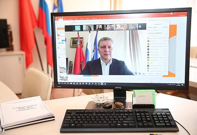 Глава округа Андрей Иванов провел онлайн-совещание с директорами школ