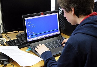Онлайн-олимпиаду по программированию для школьников проводит центр «Роболатория» в Одинцово