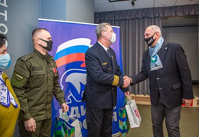 Одинцовские партийцы провели встречу с Героями РФ Александром Головашкиным и Андреем Ламановым