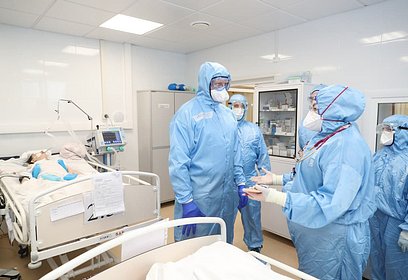 Андрей Иванов: Стационар для приема пациентов с COVID-19 в Никольском оснащен самым современным оборудованием в округе