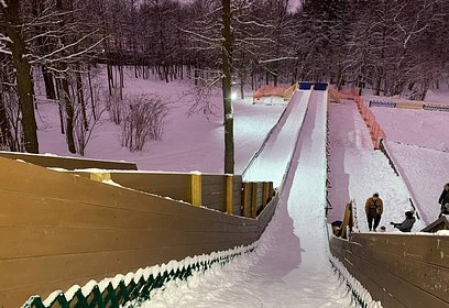 Ледяная горка заработала в Одинцовском парке культуры, спорта и отдыха