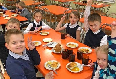 Более 35 тысяч школьников Одинцовского городского округа обеспечены горячим питанием