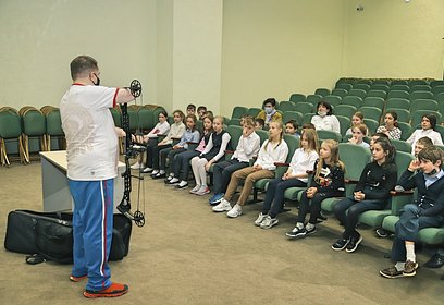 Михаил Диктованный провел «Урок доброты» в Лесногородской школе