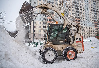 Андрей Воробьёв дал указание избавляться от управляющих компаний, не справляющихся с уборкой снега