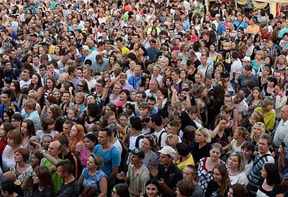 Проведение массовых мероприятий в Московской области приостановят до 15 июля